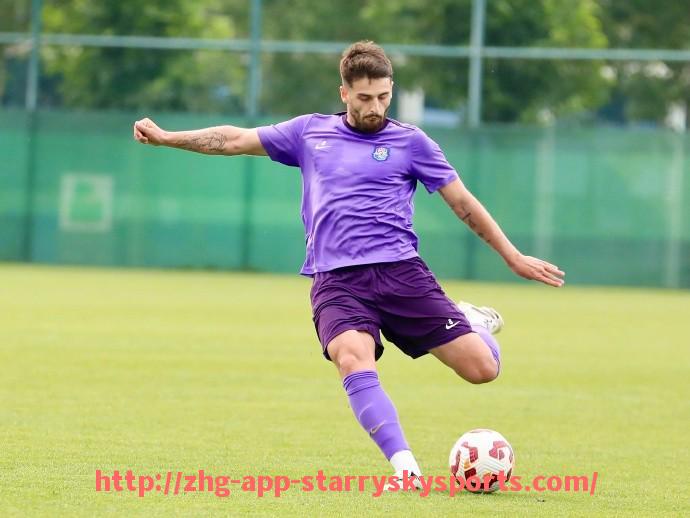 星空体育app-今天湖人队和火箭队的比赛数据分析